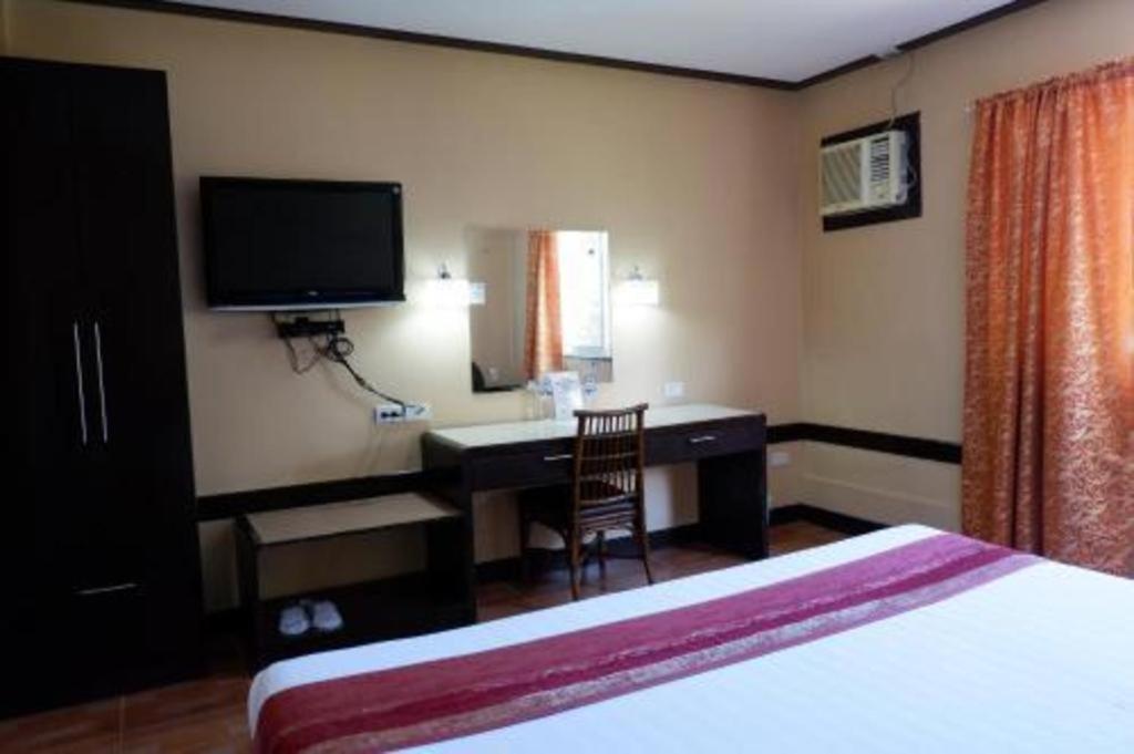 Holiday Spa Hotel Cebu Buitenkant foto